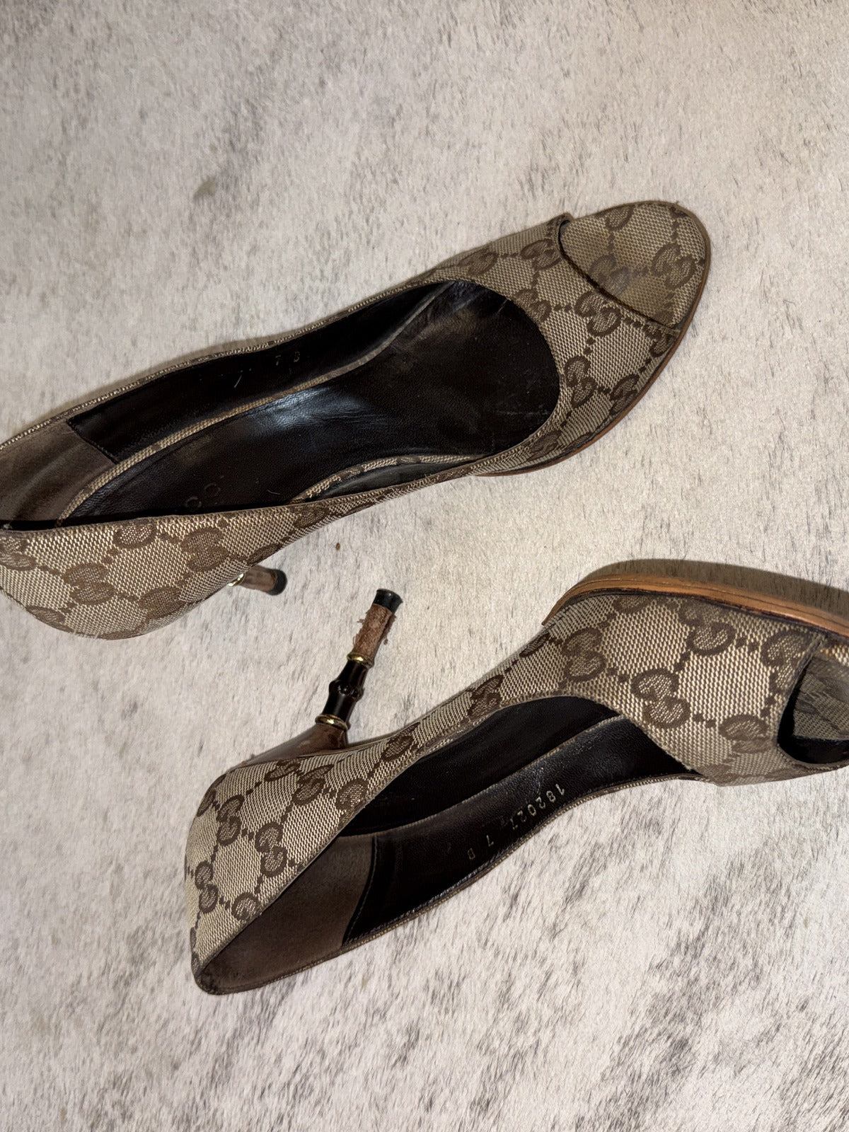 Gucci GG Canvas Peep-Toe Bamboo Heel Pumps 37.5 EU / US 7B